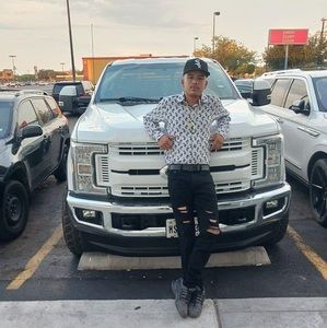 Meet your Posher, Juan